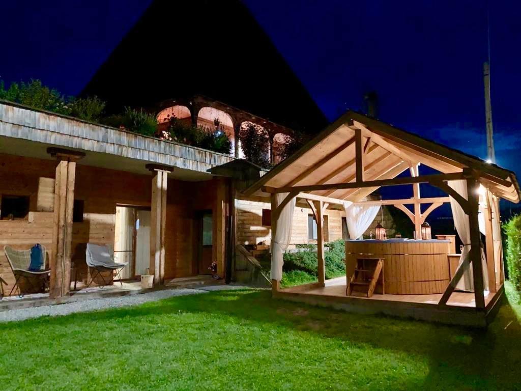 Hotel Casa Ralucai Moisei Zewnętrze zdjęcie