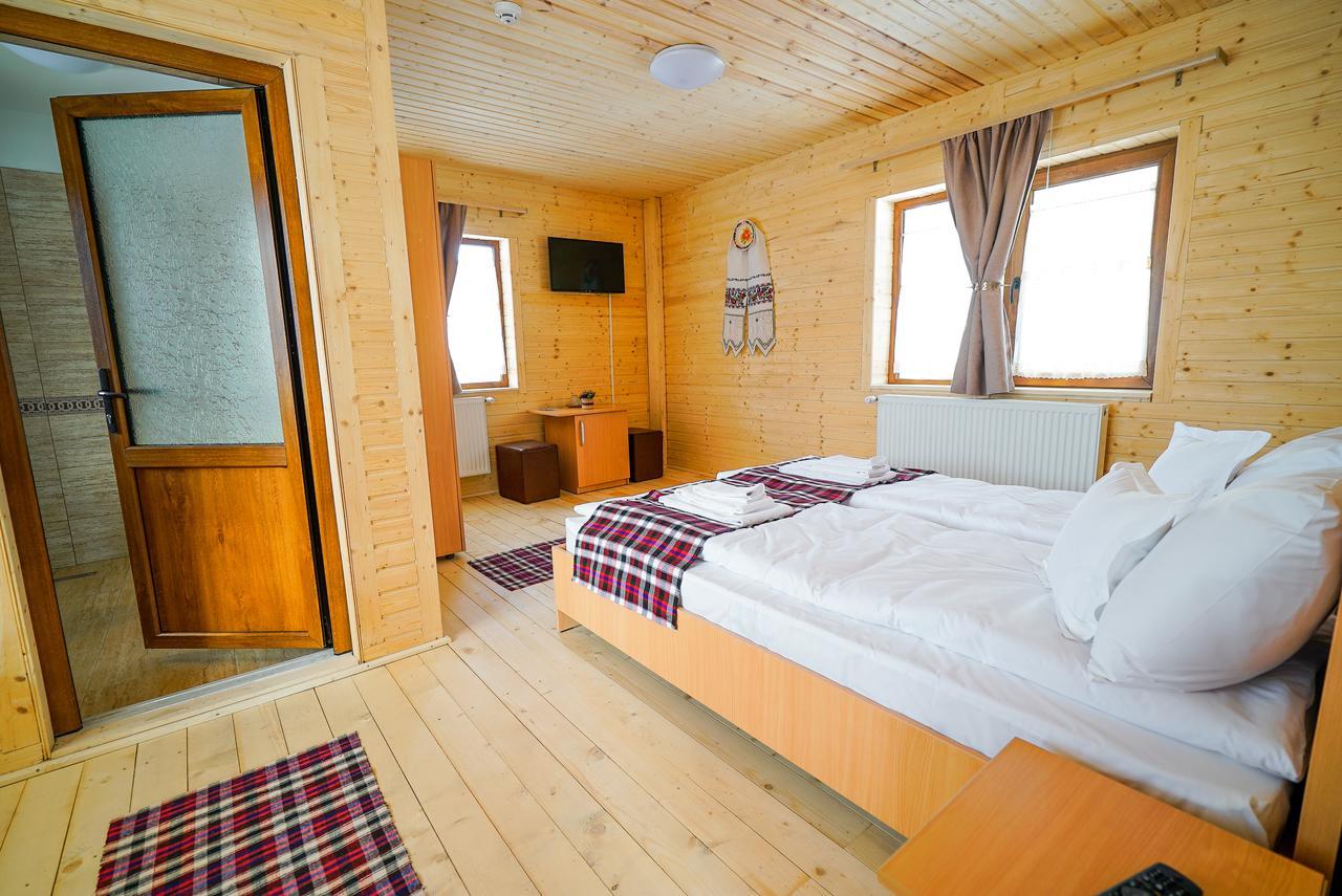 Hotel Casa Ralucai Moisei Zewnętrze zdjęcie