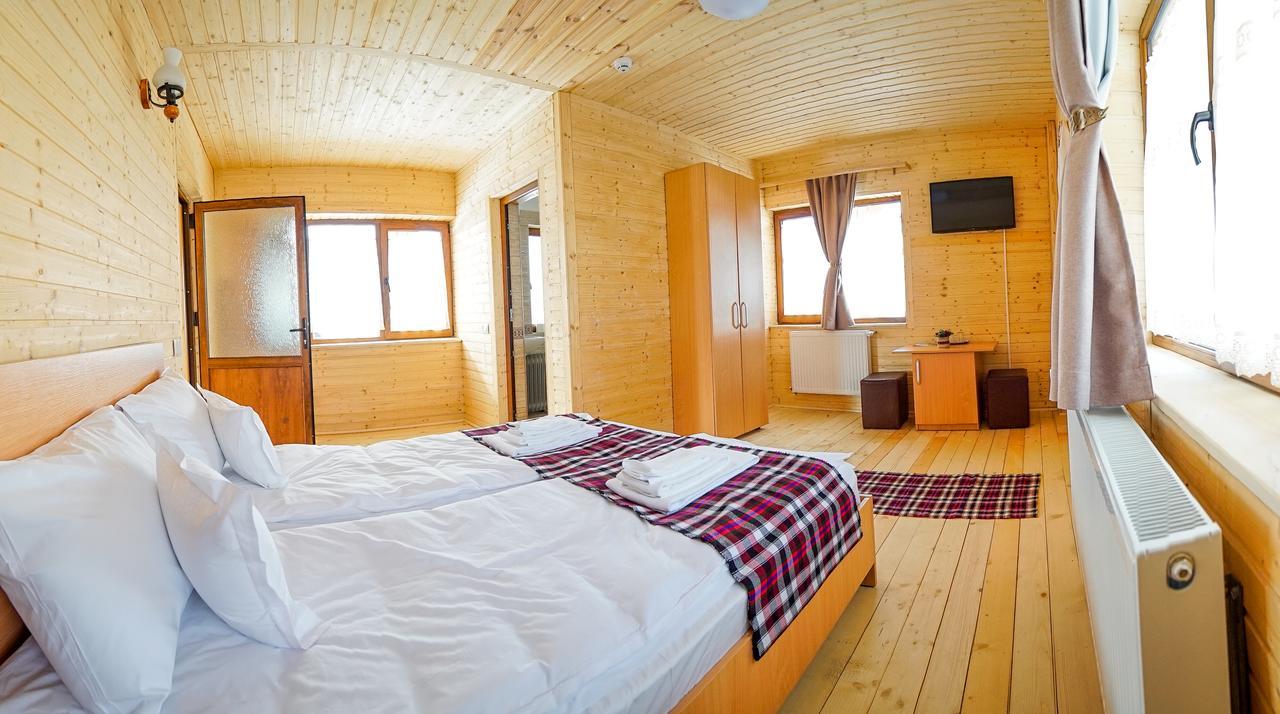 Hotel Casa Ralucai Moisei Zewnętrze zdjęcie