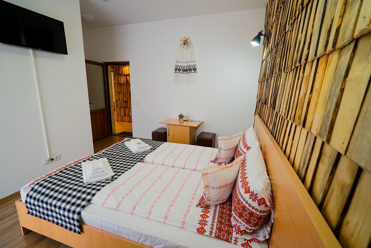 Hotel Casa Ralucai Moisei Zewnętrze zdjęcie