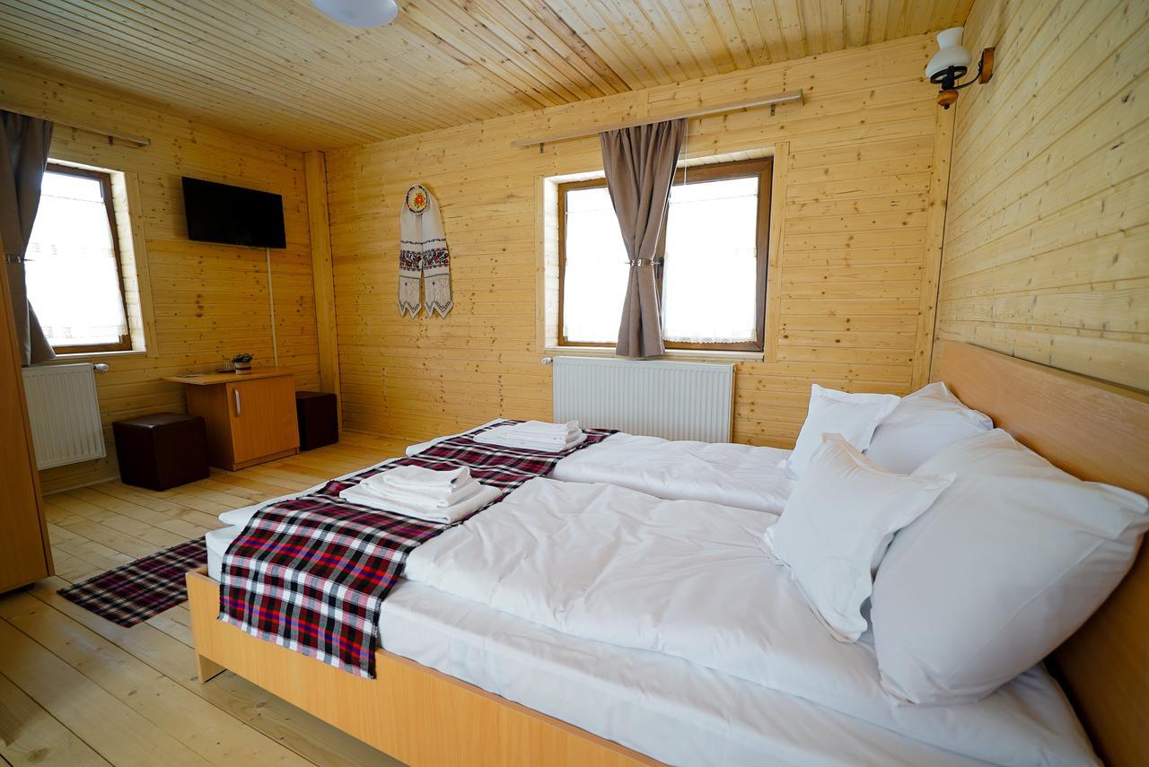Hotel Casa Ralucai Moisei Zewnętrze zdjęcie