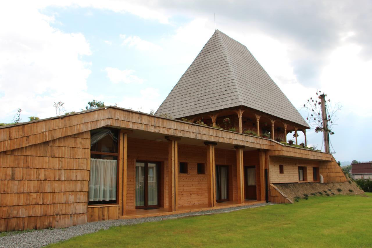 Hotel Casa Ralucai Moisei Zewnętrze zdjęcie