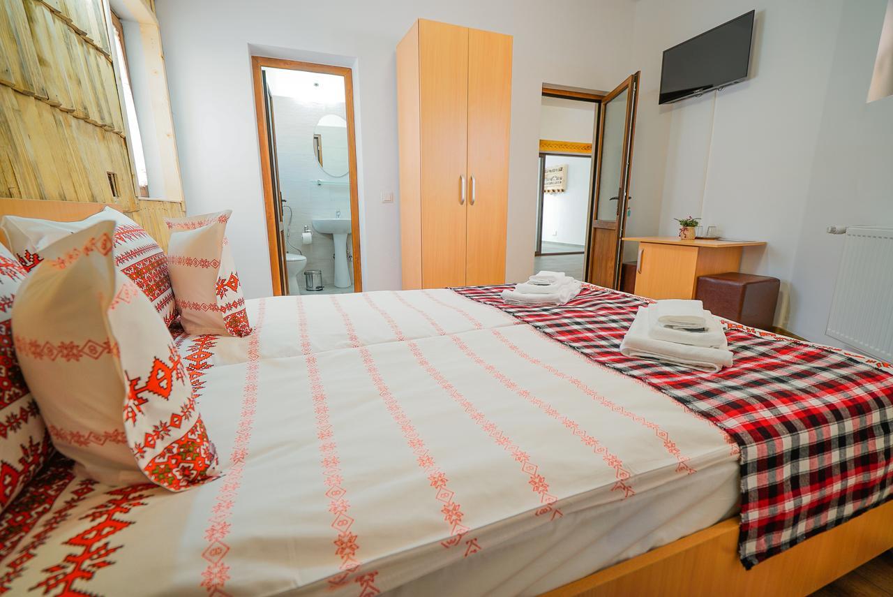 Hotel Casa Ralucai Moisei Zewnętrze zdjęcie