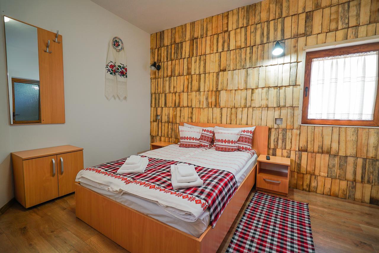 Hotel Casa Ralucai Moisei Zewnętrze zdjęcie